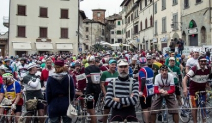 Ad Anghiari edizione 2016 da record per L’Intrepida con 725 ciclisti